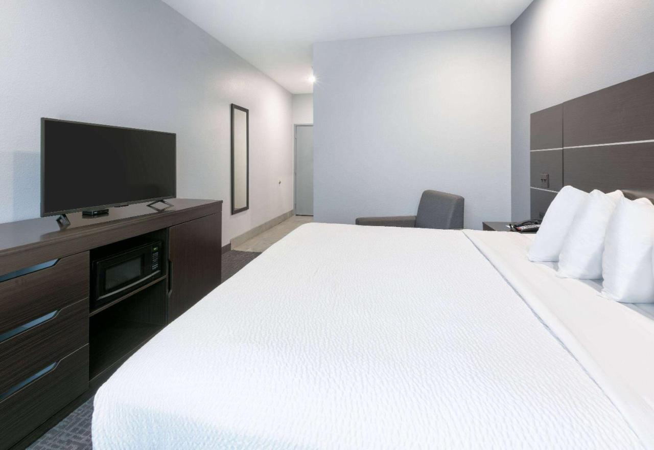 Days Inn By Wyndham Zachary La ภายนอก รูปภาพ